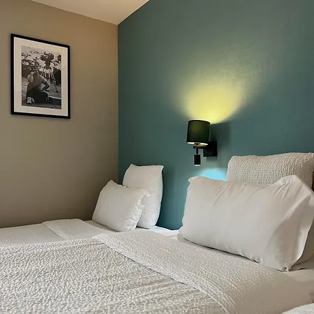 Saint Germain Hotel