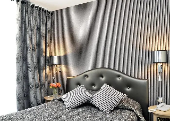 Отель Saint Germain 3*